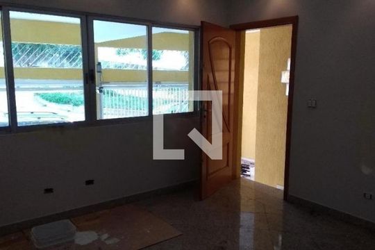 Casa à venda com 3 quartos, 280m² em Vila Invernada, São Paulo
