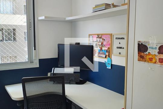 Quarto 1 de apartamento à venda com 2 quartos, 43m² em Jardim Monte Alegre, Taboão da Serra