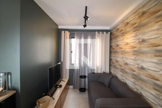 Sala/Cozinha de apartamento à venda com 2 quartos, 46m² em Chora Menino, São Paulo
