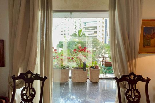Varanda de apartamento à venda com 3 quartos, 360m² em Jardim Paulista, São Paulo