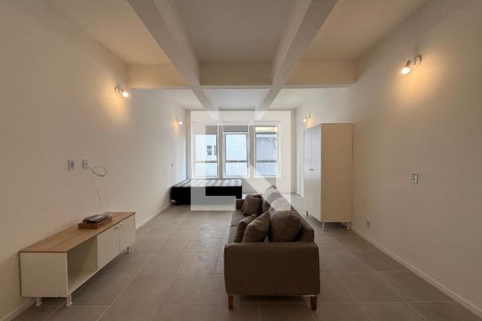 Studio de kitnet/studio para alugar com 1 quarto, 49m² em República, São Paulo