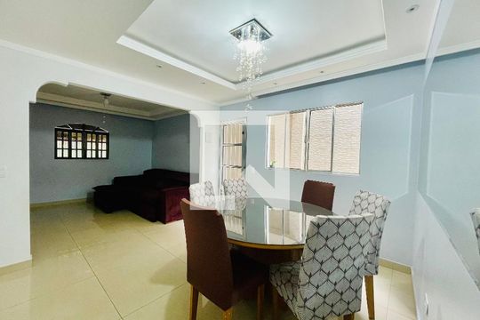 Sala de Jantar de casa de condomínio para alugar com 2 quartos, 150m² em Jardim Guilhermino, Guarulhos