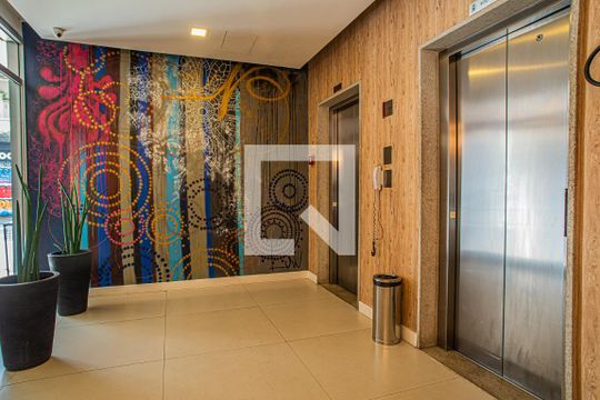 Área comum - Elevadores de kitnet/studio à venda com 1 quarto, 24m² em Consolação, São Paulo