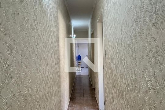 Corredor de casa à venda com 3 quartos, 200m² em Jardim, Santo André
