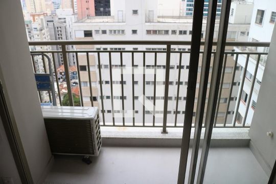 Varanda de kitnet/studio para alugar com 1 quarto, 24m² em Perdizes, São Paulo