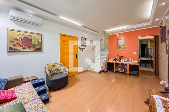 Sala de casa à venda com 4 quartos, 200m² em Vila Monumento, São Paulo