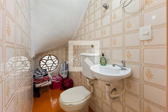 Lavabo de casa à venda com 4 quartos, 200m² em Vila Monumento, São Paulo