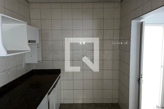 Cozinha de casa à venda com 2 quartos, 198m² em Casa Verde, São Paulo