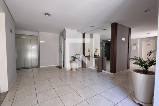 Hall social de apartamento à venda com 2 quartos, 64m² em Jardim Caboré, São Paulo