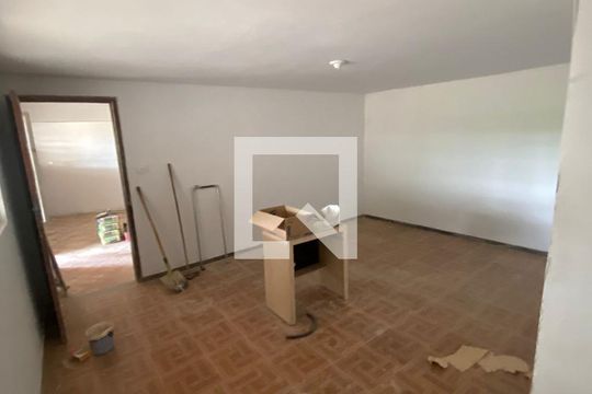 Quarto de casa à venda com 4 quartos, 800m² em Salgado Filho, Belo Horizonte
