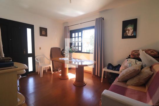 Sala 2 de casa à venda com 4 quartos, 350m² em São Jorge, Novo Hamburgo