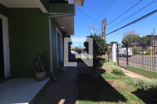 Jardim de casa à venda com 4 quartos, 350m² em São Jorge, Novo Hamburgo