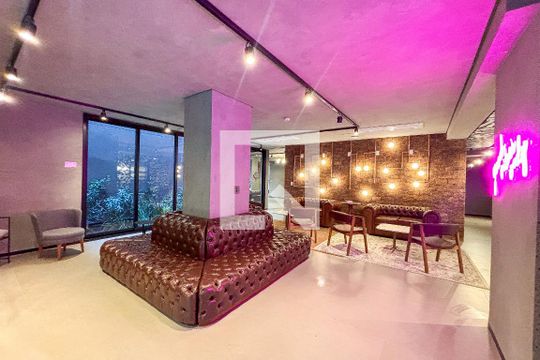 Área comum de kitnet/studio à venda com 1 quarto, 109m² em Cerqueira César, São Paulo