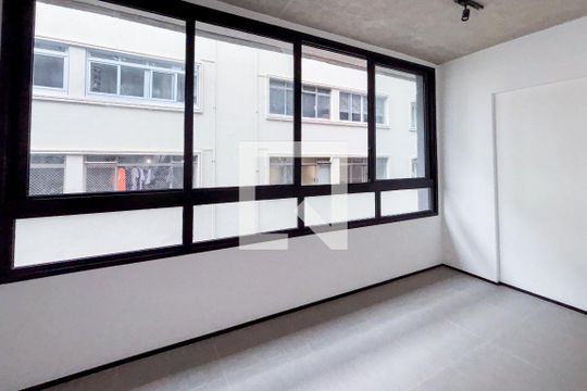 Studio de kitnet/studio à venda com 1 quarto, 28m² em Cerqueira César, São Paulo