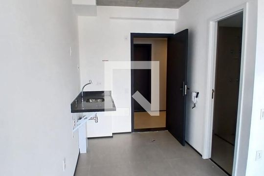 Studio de kitnet/studio para alugar com 1 quarto, 23m² em Santo Amaro, São Paulo