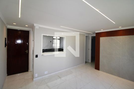 Sala de apartamento à venda com 2 quartos, 45m² em Vila Francos, São Paulo