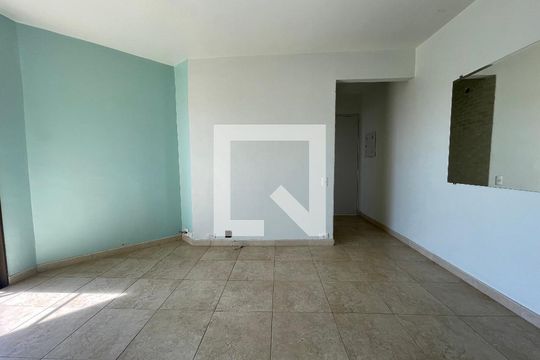 Sala de apartamento à venda com 2 quartos, 56m² em Vila Polopoli, São Paulo