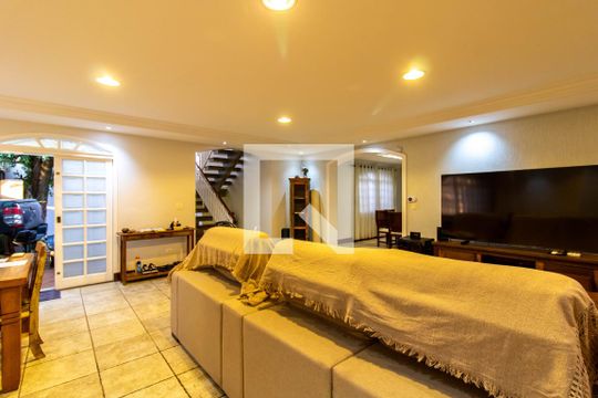 Sala de casa à venda com 3 quartos, 308m² em Vila Zamataro, Guarulhos