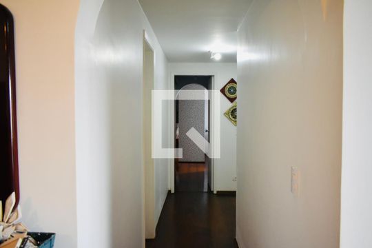 Corredor de apartamento à venda com 3 quartos, 149m² em Vila Monte Alegre, São Paulo