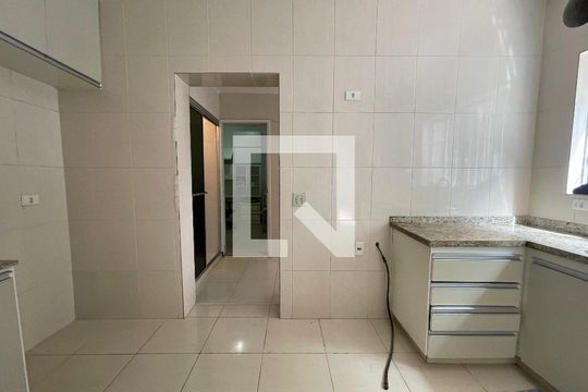 Cozinha de casa para alugar com 4 quartos, 140m² em Jardim Bonfiglioli, São Paulo