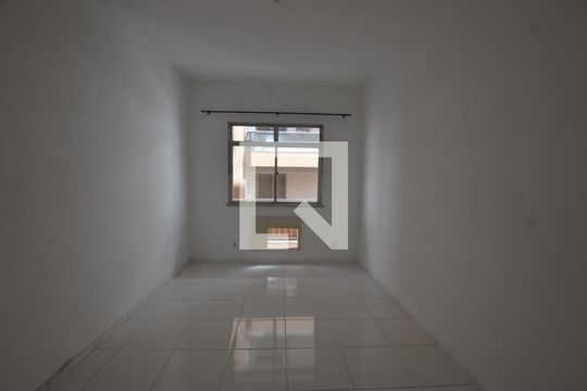 Quarto 1 de apartamento para alugar com 2 quartos, 80m² em Praça Seca, Rio de Janeiro