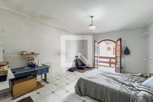 Casa para alugar com 5 quartos, 640m² em Vila Marlene, São Bernardo do Campo