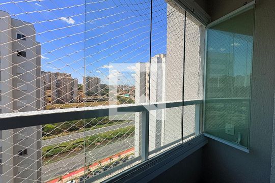Varanda  de apartamento para alugar com 2 quartos, 47m² em Ponte Sao Joao, Jundiaí