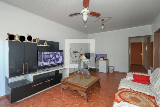 Sala de casa à venda com 4 quartos, 169m² em Chácara das Pedras, Porto Alegre