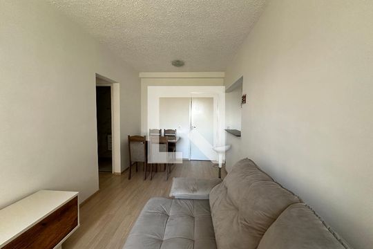 Sala de apartamento para alugar com 2 quartos, 59m² em Jardim Belval, Barueri