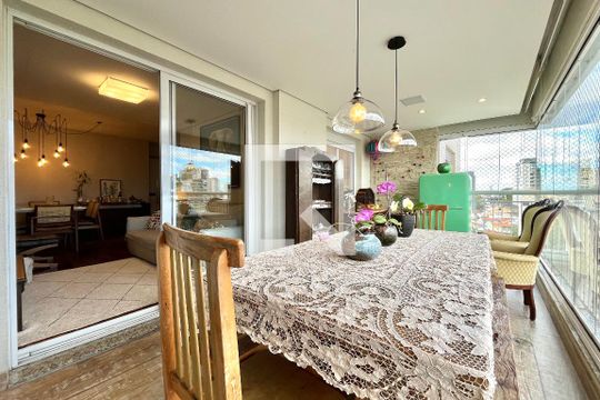 Varanda de apartamento para alugar com 3 quartos, 108m² em Vila Alexandria, São Paulo