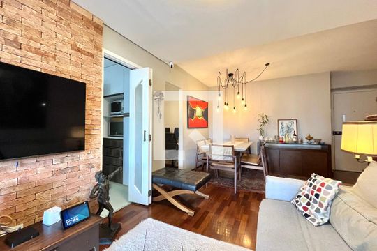Sala de apartamento para alugar com 3 quartos, 108m² em Vila Alexandria, São Paulo
