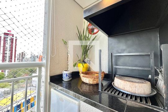 Varanda de apartamento para alugar com 3 quartos, 108m² em Vila Alexandria, São Paulo