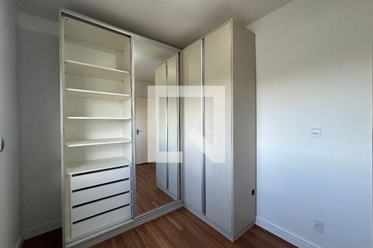 Quarto 1 de apartamento para alugar com 2 quartos, 60m² em Rondônia, Novo Hamburgo