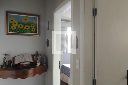 Corredor de apartamento à venda com 3 quartos, 94m² em Havaí, Belo Horizonte