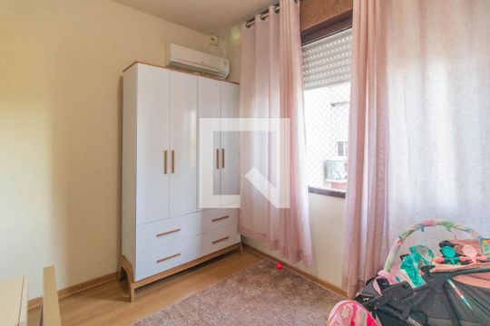 Quarto 1 de apartamento para alugar com 2 quartos, 60m² em Menino Deus, Porto Alegre