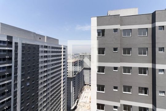 Vista da Sala de apartamento para alugar com 2 quartos, 37m² em Vila Vermelha, São Paulo