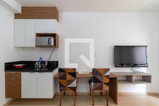 Sala de apartamento para alugar com 1 quarto, 32m² em Pompeia, São Paulo