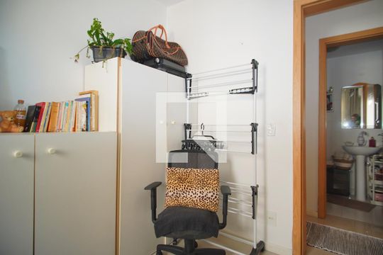 Quarto 2 de apartamento à venda com 2 quartos, 52m² em Jardim Carvalho, Porto Alegre