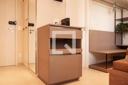 Studio de kitnet/studio à venda com 1 quarto, 28m² em Mirandópolis, São Paulo