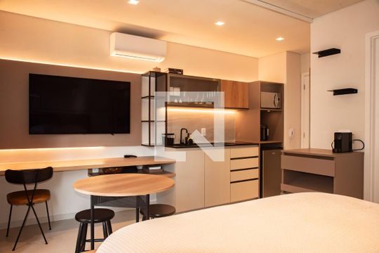 Studio de kitnet/studio à venda com 1 quarto, 28m² em Mirandópolis, São Paulo