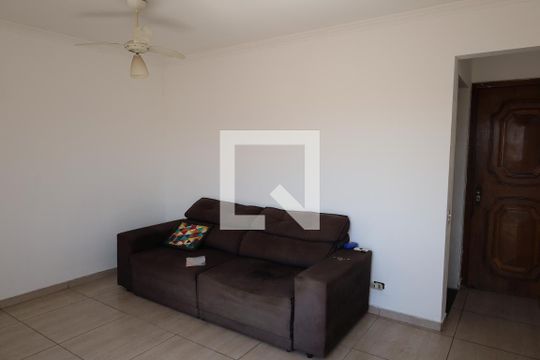 Sala de apartamento para alugar com 3 quartos, 75m² em Jardim Ubirajara, São Paulo