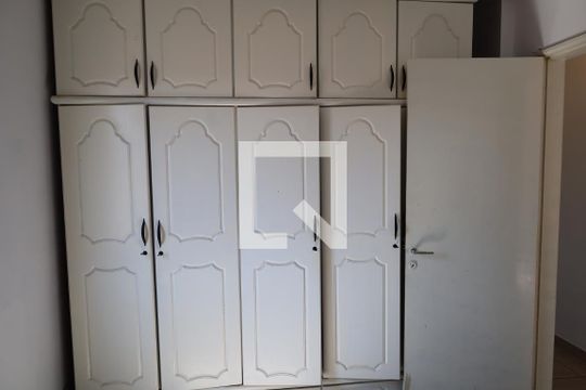 Quarto 1 de apartamento para alugar com 3 quartos, 75m² em Jardim Ubirajara, São Paulo