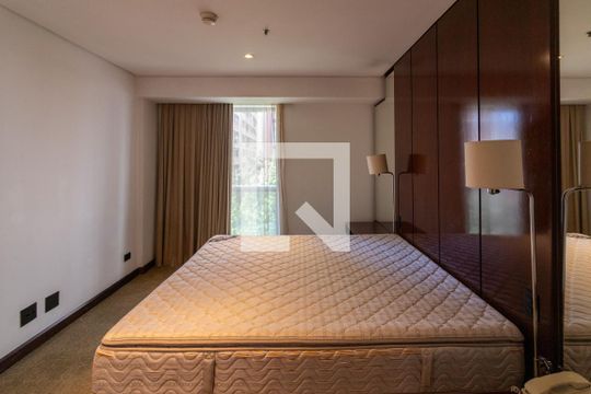 Suíte 1 de apartamento para alugar com 2 quartos, 85m² em Itaim Bibi, São Paulo