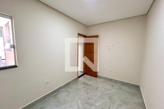Quarto 2 de casa para alugar com 2 quartos, 60m² em Cidade Jardim Cumbica, Guarulhos