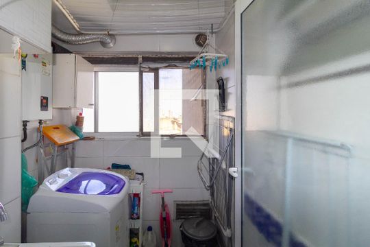 Área de Serviço de apartamento à venda com 3 quartos, 60m² em Jardim Guairaca, São Paulo