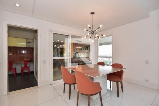 Sala de apartamento à venda com 3 quartos, 200m² em Vila Andrade, São Paulo