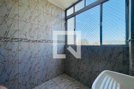 Área de Serviço de apartamento para alugar com 2 quartos, 57m² em Jardim Iporanga, Guarulhos
