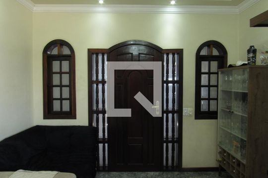 Sala de casa para alugar com 3 quartos, 300m² em Novo Osasco, Osasco