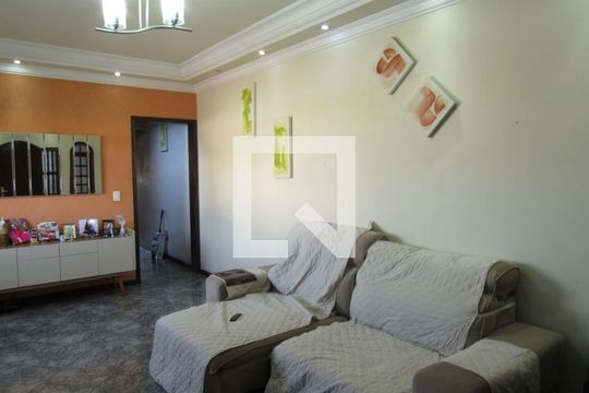Sala de casa para alugar com 3 quartos, 300m² em Novo Osasco, Osasco