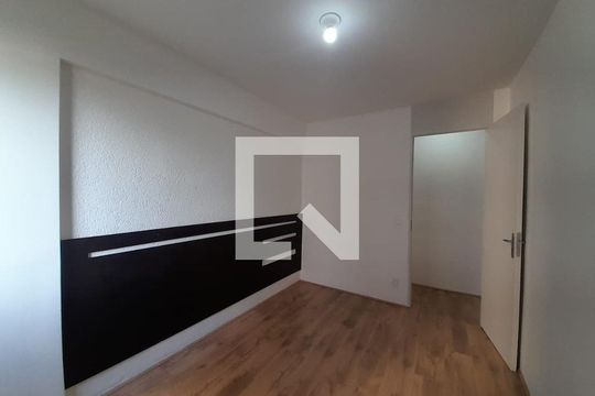 Quarto 1 de apartamento para alugar com 2 quartos, 57m² em Vila Emir, São Paulo